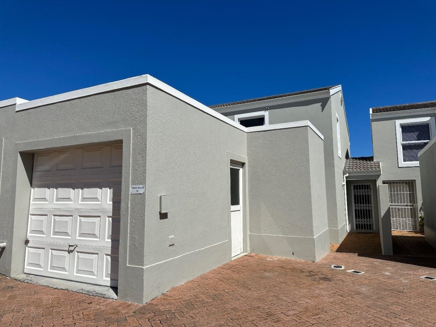 To Let 2 Bedroom Property for Rent in Big Bay Western Cape